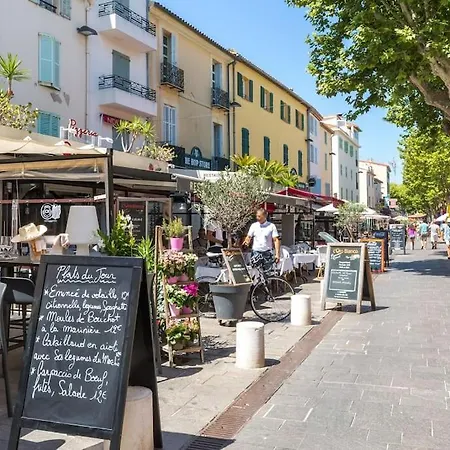 Authentique Situe En Plein Centre D'antibes 公寓